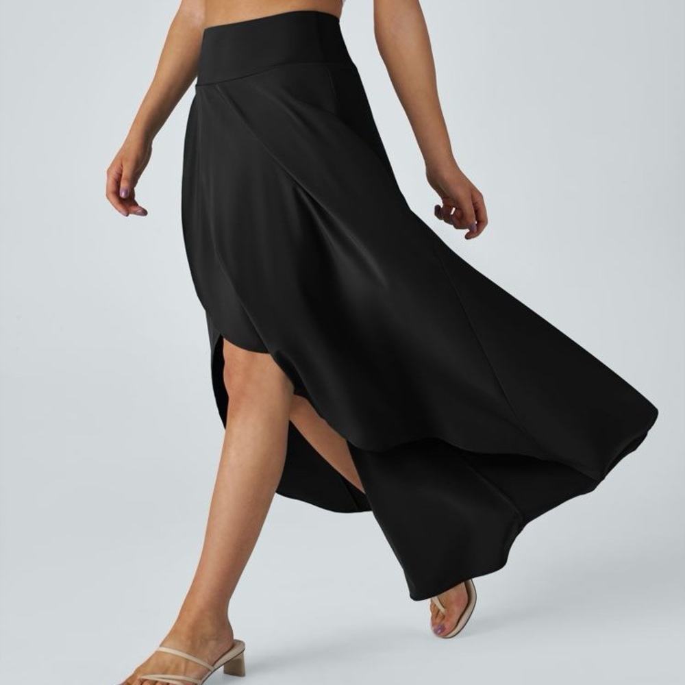 HALARA Breezeful High Waisted Hi Lo 2-in-1 Skirt Sz L
